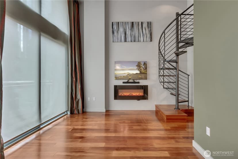 Property photo for 900 Lenora Street #W103, Seattle photo 2