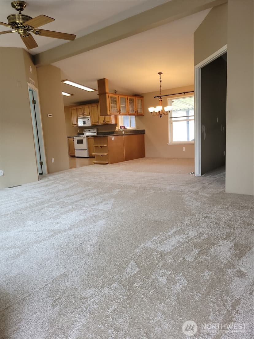 Property photo for 14727 43rd Avenue NE #102, Marysville photo 2