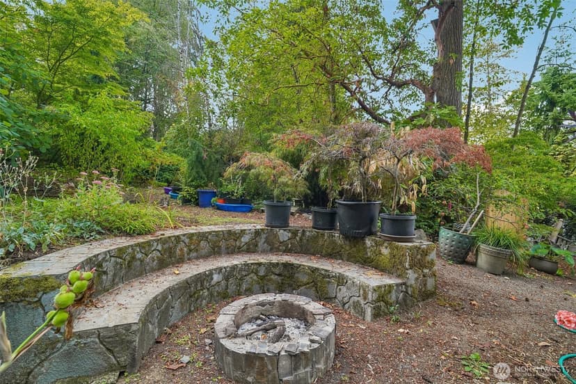 Property photo for 10747 56th Avenue S, Seattle photo 24