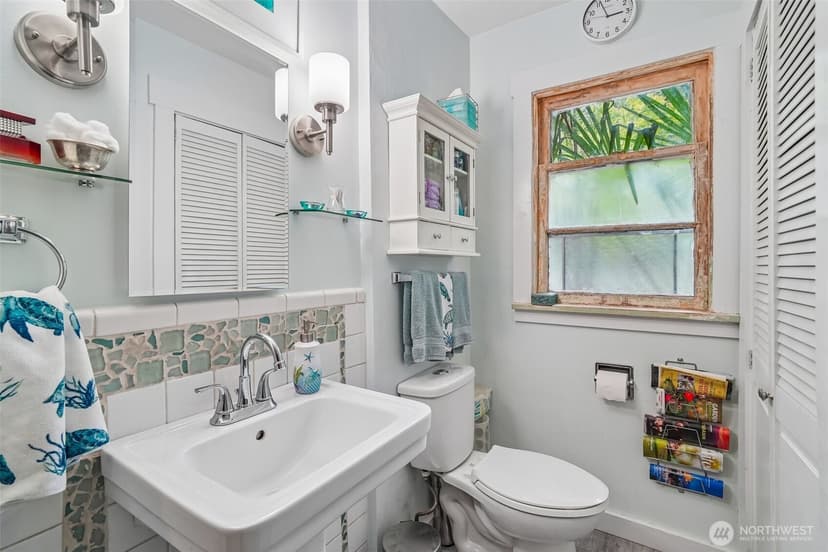 Property photo for 10747 56th Avenue S, Seattle photo 16
