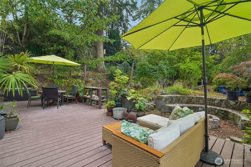 Property photo for 10747 56th Avenue S, Seattle photo 23