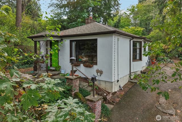 Property photo for 10747 56th Avenue S, Seattle photo 3