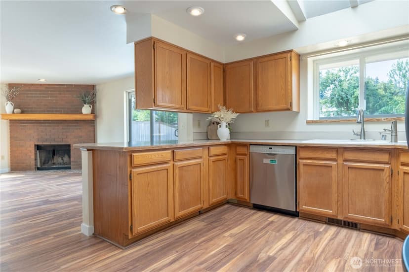 Property photo for 3904 80th Avenue W, University Place photo 14