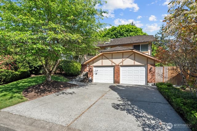 Property photo for 10429 34th Drive SE, Everett