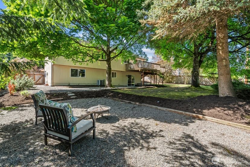 Property photo for 10429 34th Drive SE, Everett photo 23