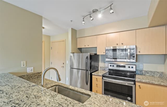 Property photo for 2818 Grand Ave #B502, Everett photo 3