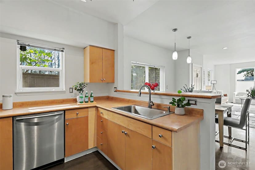 Property photo for 1551 Cherrylane Avenue S #1551, Seattle photo 19