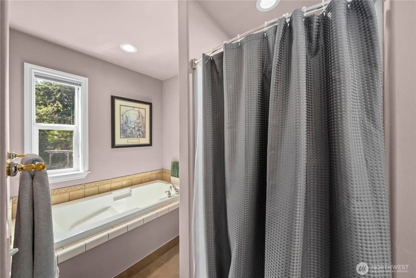 Property photo for 3610 106th Avenue Ct E, Edgewood photo 23