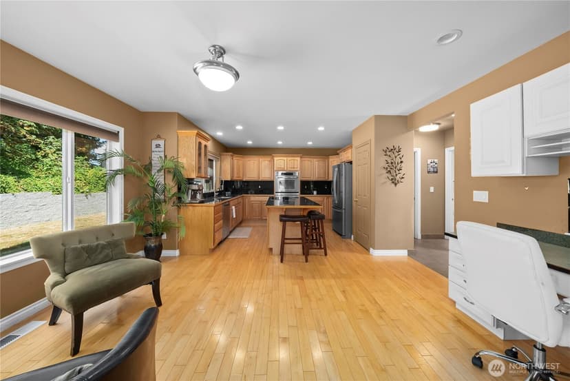 Property photo for 3610 106th Avenue Ct E, Edgewood photo 9