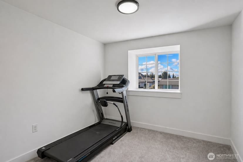 Property photo for 107 105th Street Ct E, Tacoma photo 19