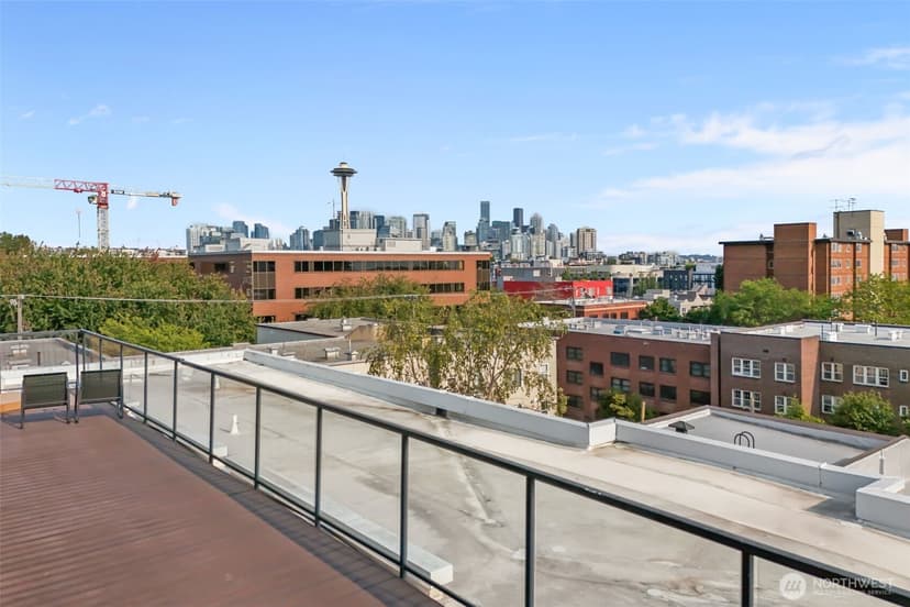 Property photo for 626 4th Avenue W #306, Seattle photo 36