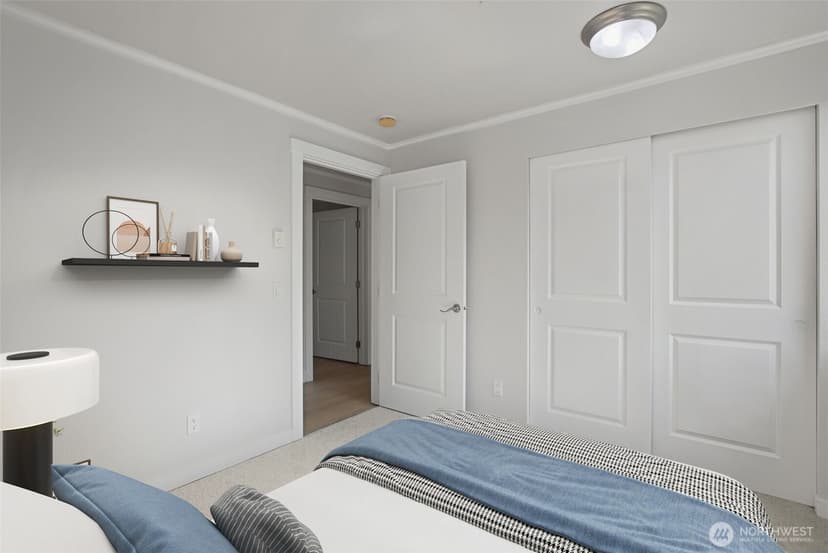 Property photo for 626 4th Avenue W #306, Seattle photo 13