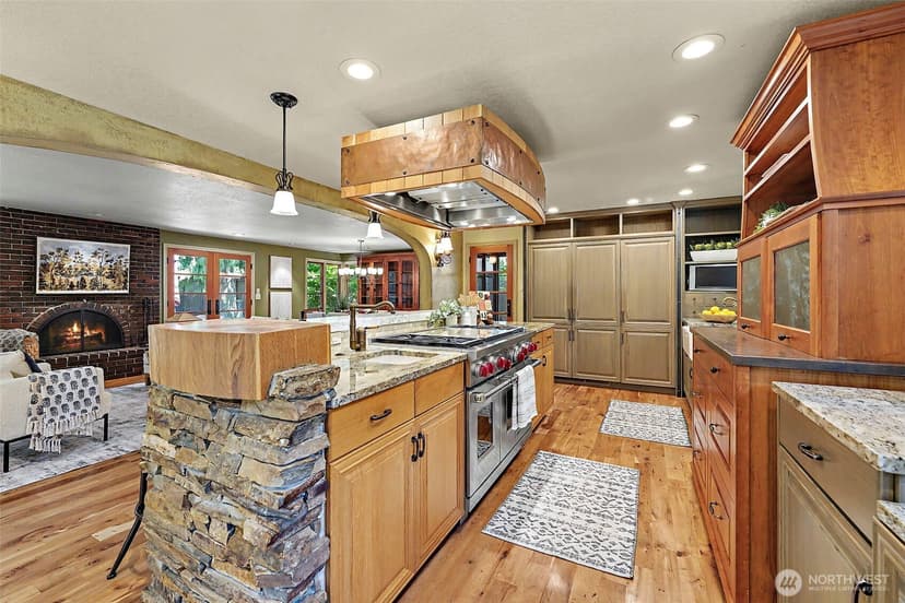 Property photo for 12838 NE 73rd Street, Kirkland photo 8