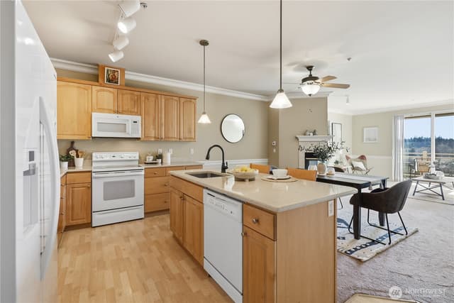 Property photo for 23007 Lakeview Drive #A303, Mountlake Terrace photo 4