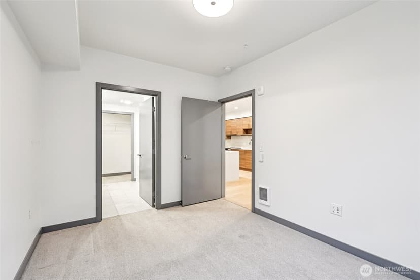 Property photo for 11903 NE 128th St #320, Kirkland photo 25