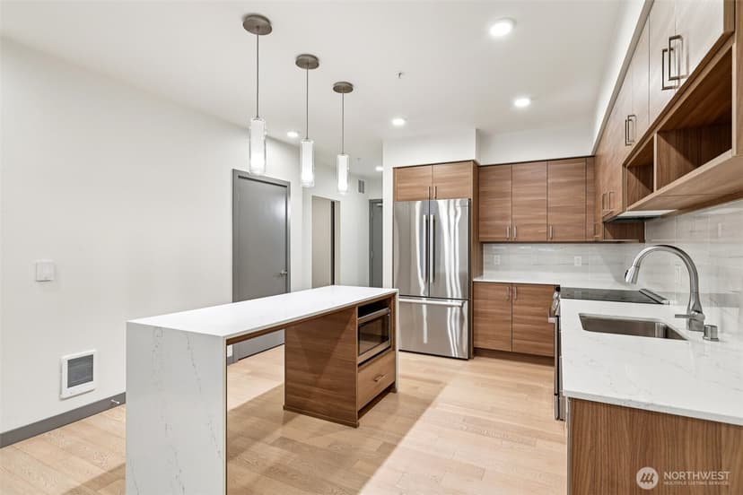Property photo for 11903 NE 128th St #320, Kirkland photo 13