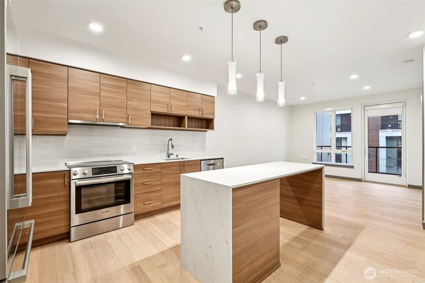 Property photo for 11903 NE 128th St #320, Kirkland photo 2