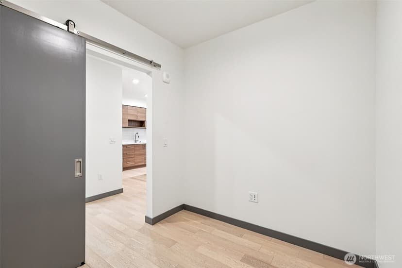 Property photo for 11903 NE 128th St #320, Kirkland photo 8
