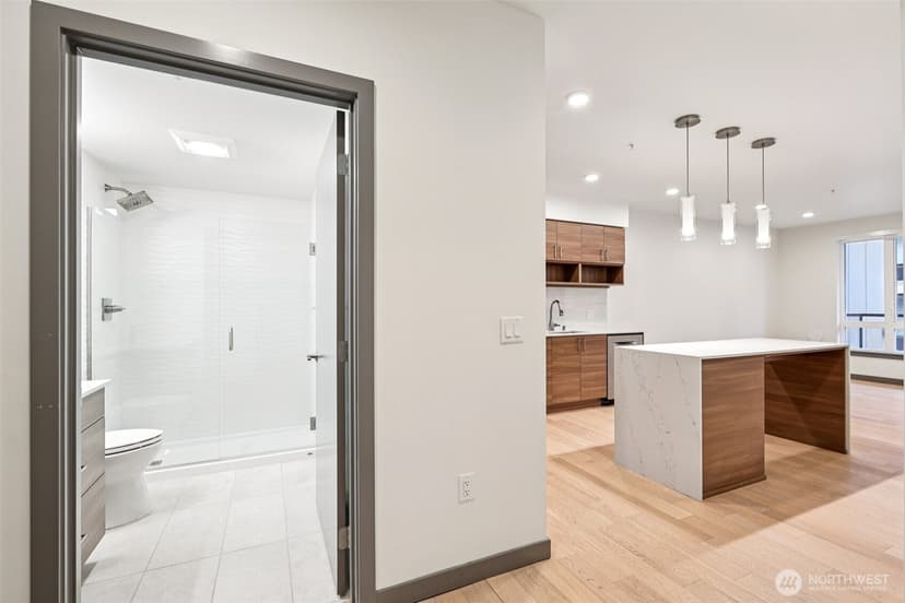Property photo for 11903 NE 128th St #320, Kirkland photo 4