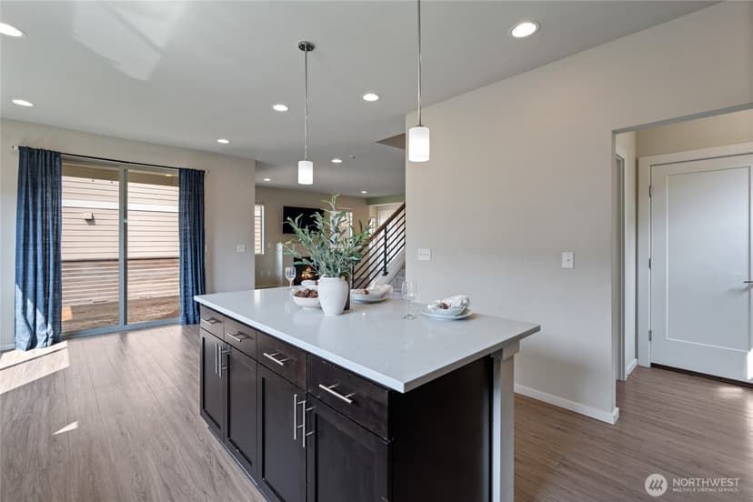 Property photo for 10721 SE 187th Place, Renton photo 14