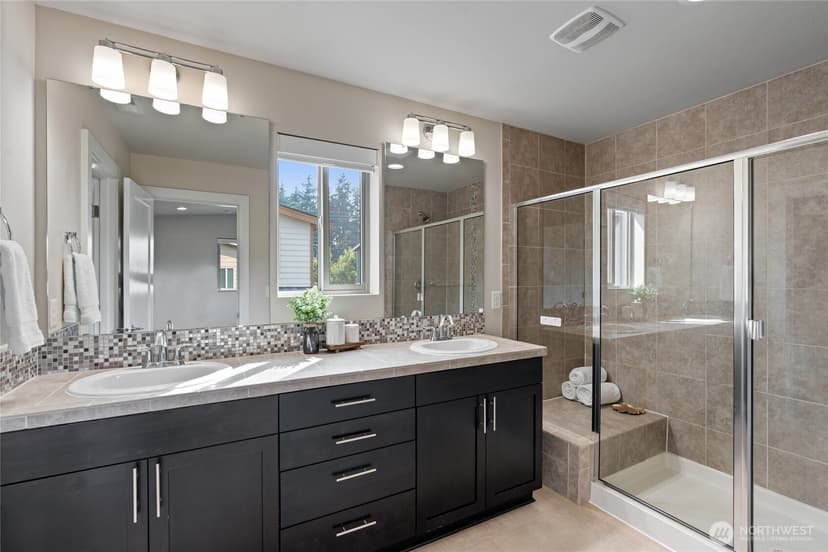 Property photo for 10721 SE 187th Place, Renton photo 21