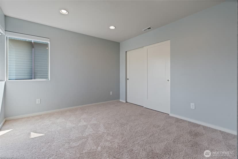 Property photo for 10721 SE 187th Place, Renton photo 23