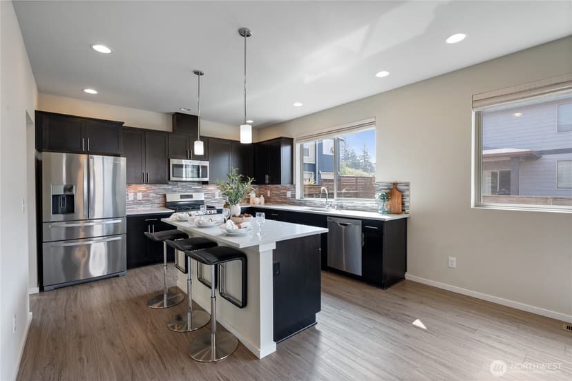 Property photo for 10721 SE 187th Place, Renton photo 12