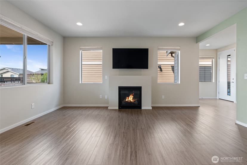 Property photo for 10721 SE 187th Place, Renton photo 8