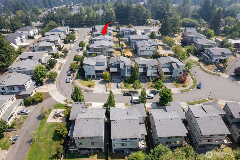 Property photo for 10721 SE 187th Place, Renton photo 38