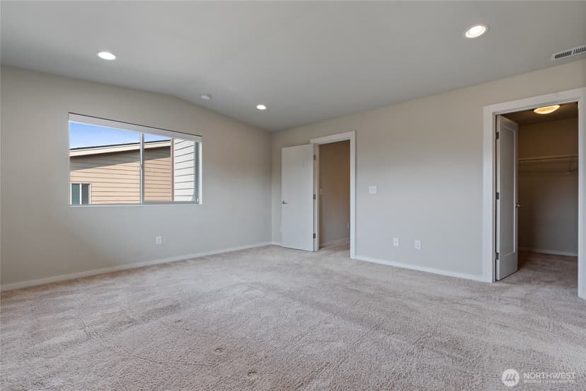 Property photo for 10721 SE 187th Place, Renton photo 20