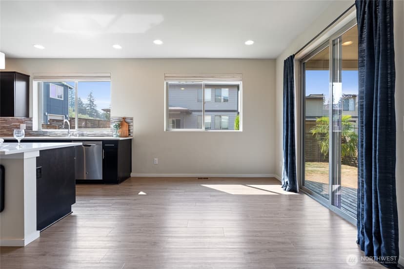 Property photo for 10721 SE 187th Place, Renton photo 11