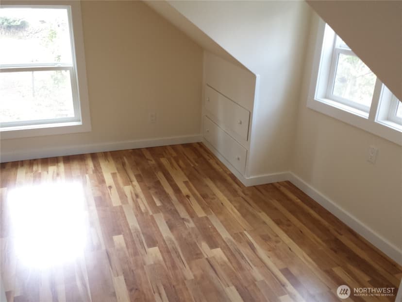 Property photo for 14350 Corliss Avenue N, Seattle photo 25