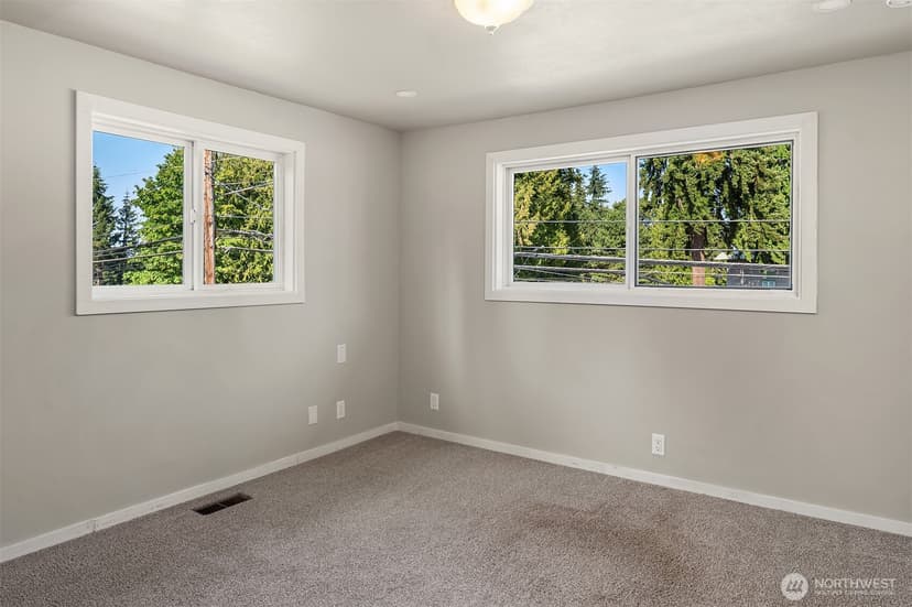 Property photo for 21516 52nd Avenue W, Mountlake Terrace photo 23