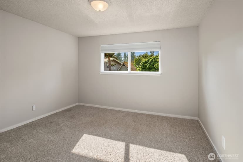 Property photo for 21516 52nd Avenue W, Mountlake Terrace photo 22