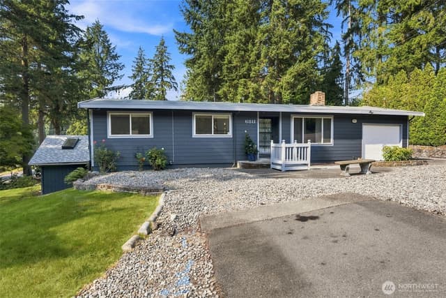 Property photo for 6811 82nd Street SW, Lakewood photo 3