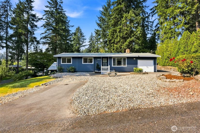 Property photo for 6811 82nd Street SW, Lakewood photo 2