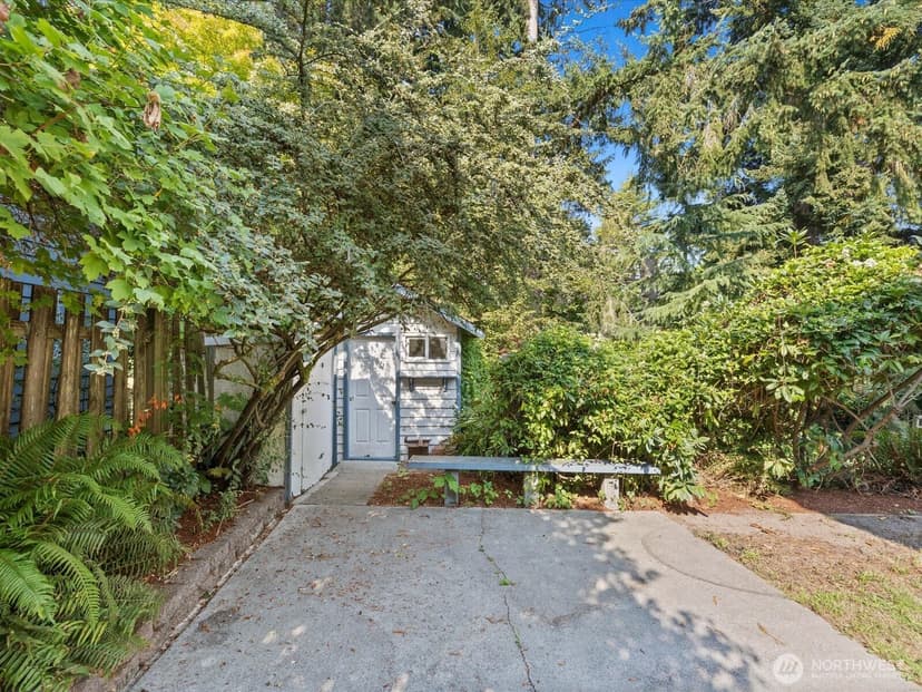 Property photo for 8809 Earl Avenue NW, Seattle photo 32