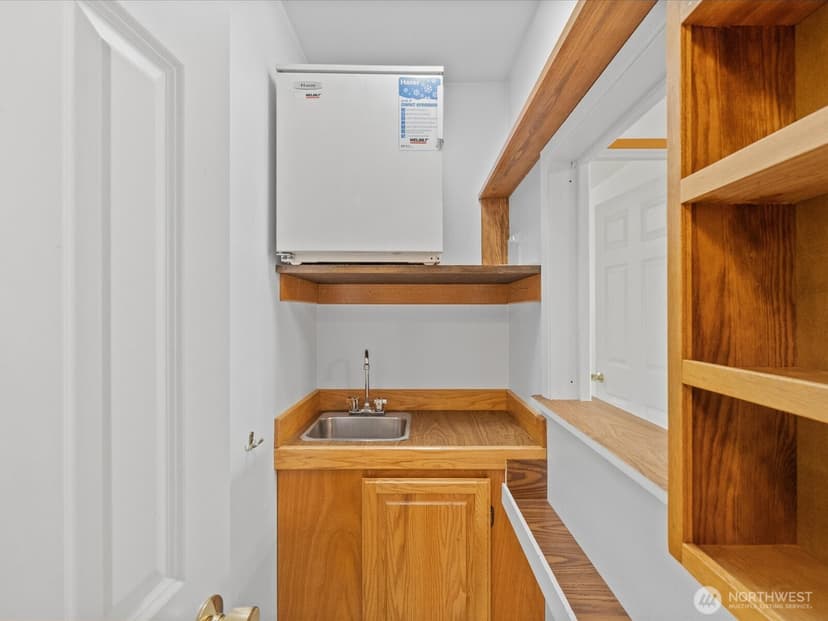 Property photo for 8809 Earl Avenue NW, Seattle photo 23