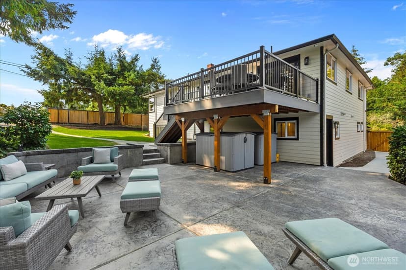 Property photo for 1001 NE 155th Street, Shoreline photo 33