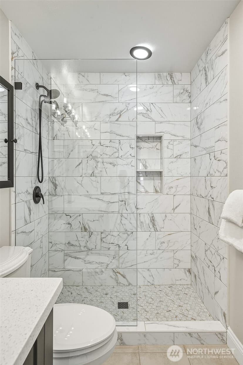 Property photo for 3150 W Government Way #201, Seattle photo 21