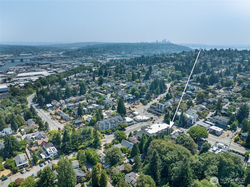 Property photo for 3150 W Government Way #201, Seattle photo 29
