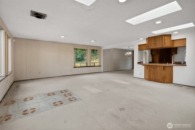 Property photo for 902 66th Avenue E, Fife photo 15
