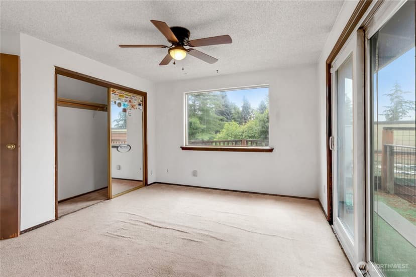 Property photo for 902 66th Avenue E, Fife photo 21