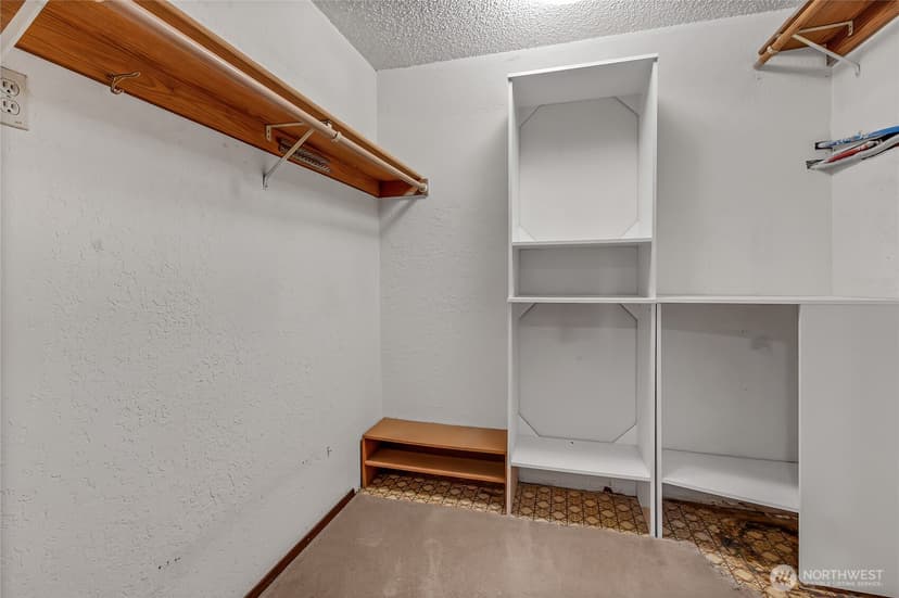 Property photo for 902 66th Avenue E, Fife photo 25