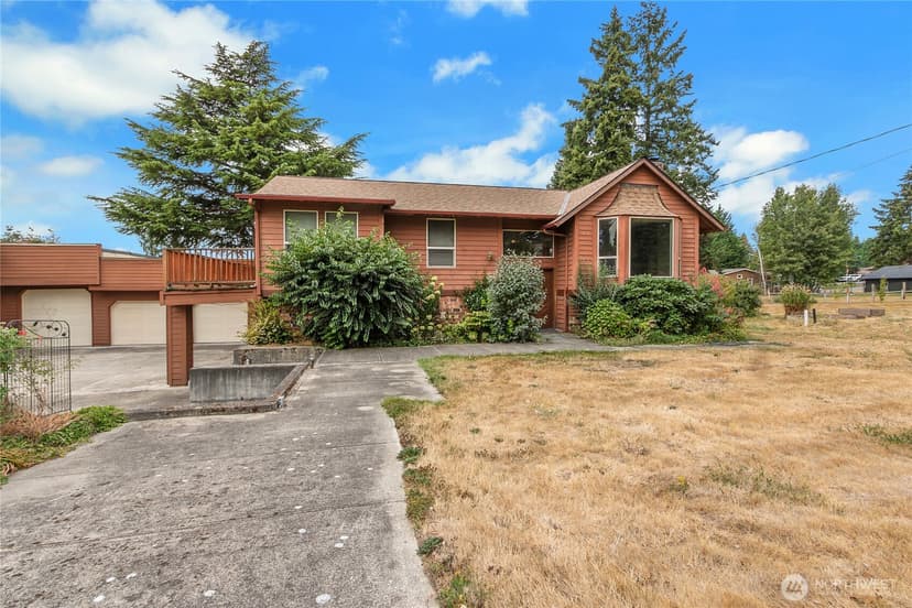Property photo for 902 66th Avenue E, Fife photo 2