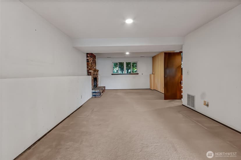 Property photo for 902 66th Avenue E, Fife photo 28