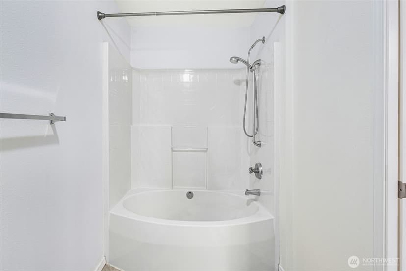 Property photo for 6405 Isaac Avenue SE #G, Auburn photo 24