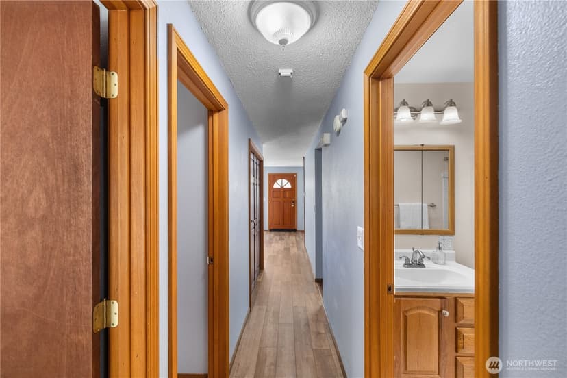 Property photo for 916 87th Avenue NE, Lake Stevens photo 11