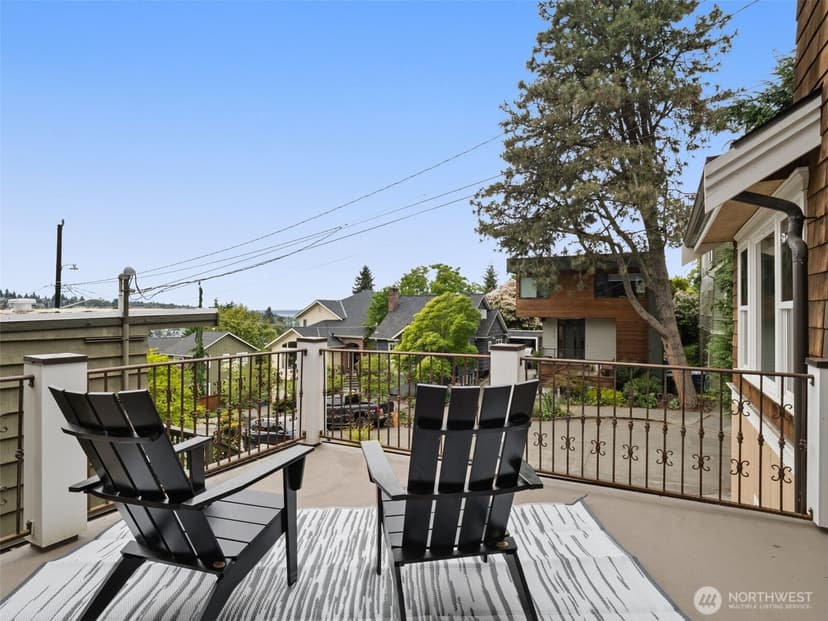 Property photo for 1007 W Newell Street, Seattle photo 10