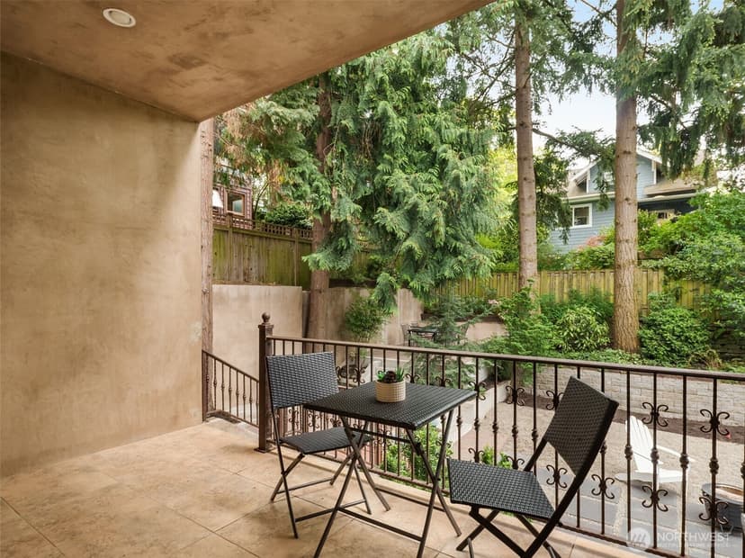 Property photo for 1007 W Newell Street, Seattle photo 12